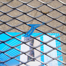 China Manufacturer Expanded Metal Fence Mesh
